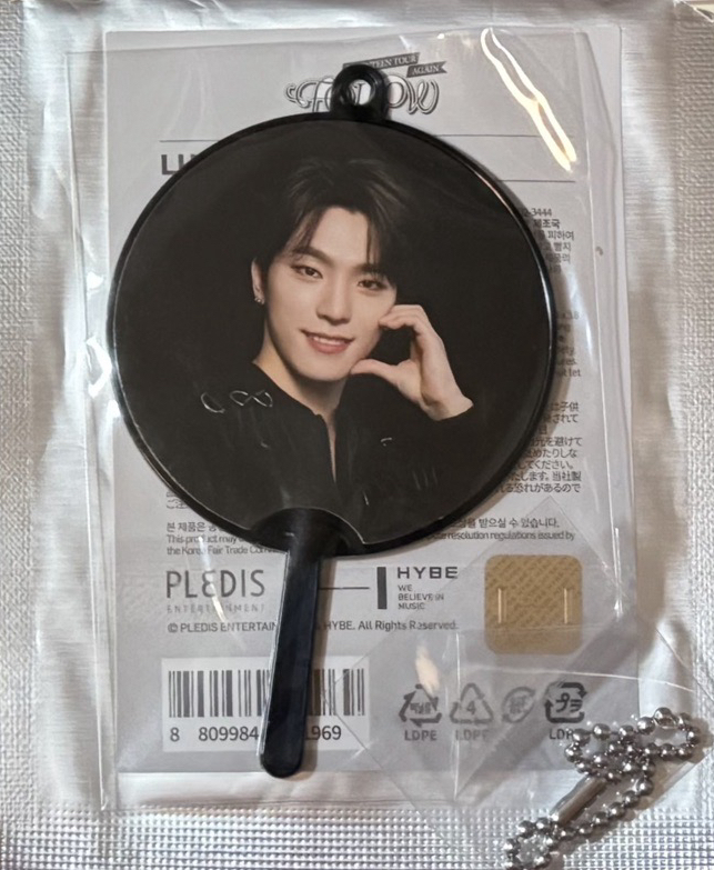 FOLLOW AGAIN小扇 燦