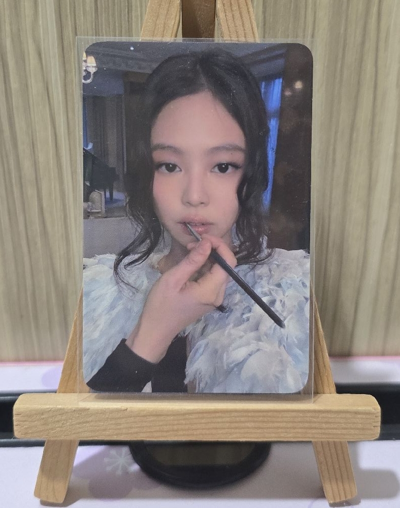 JENNIE Ruby EL幸運卡