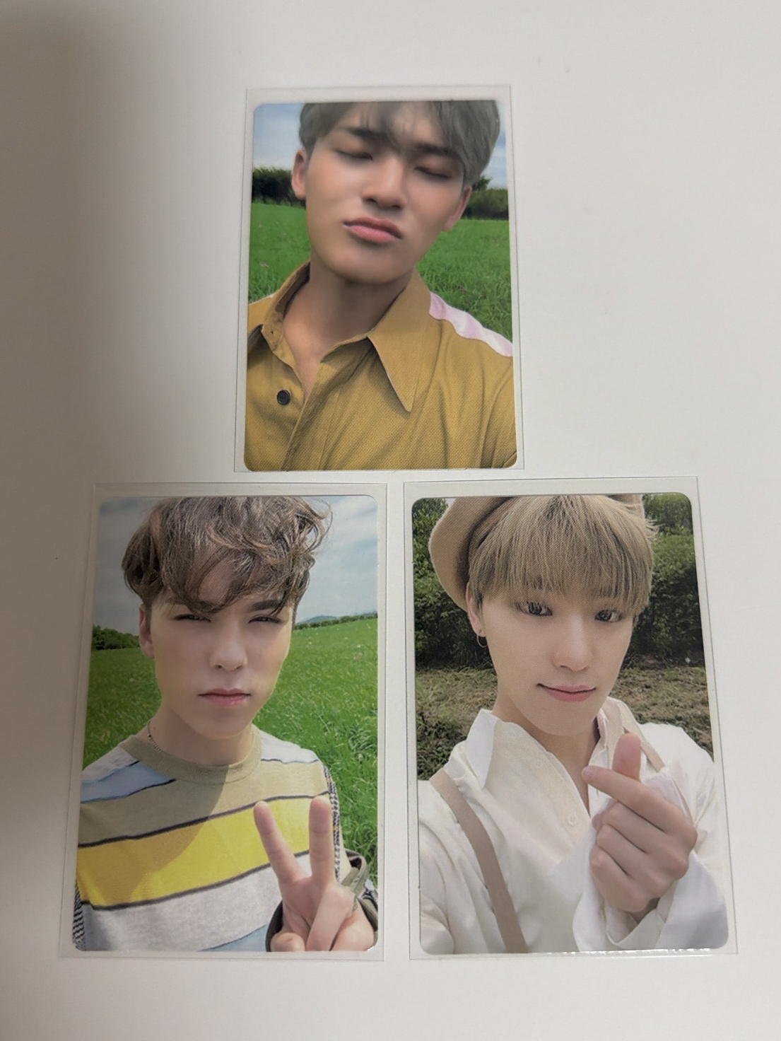 正規三專輯卡（三張）