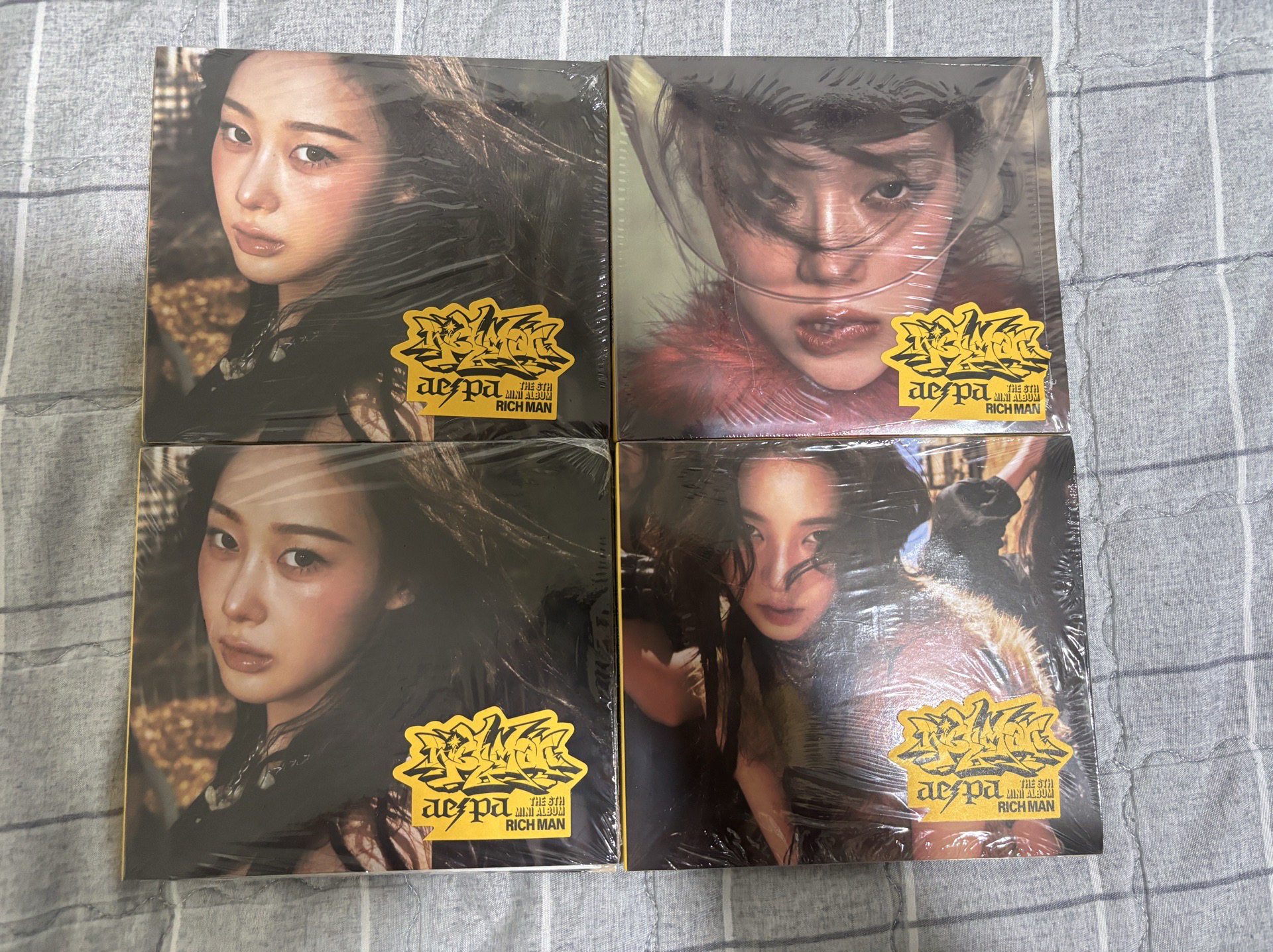 aespa-Rich Man (Brust ver.)未拆專