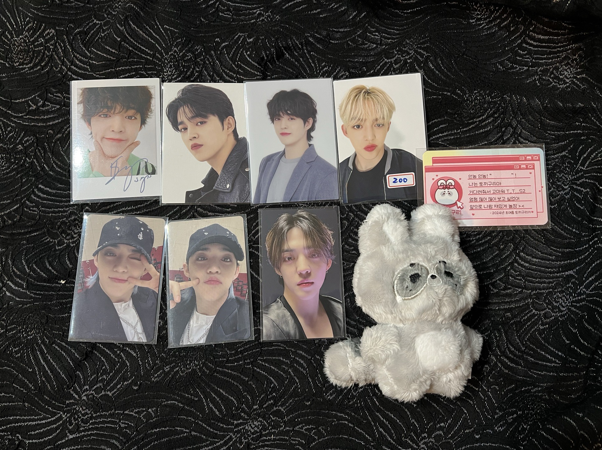 🍒哲喆日卡+日咖入場卡+兔浣熊小盤