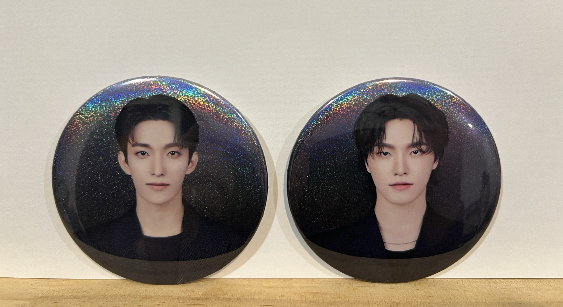 NEW日巡 碩燦徽章