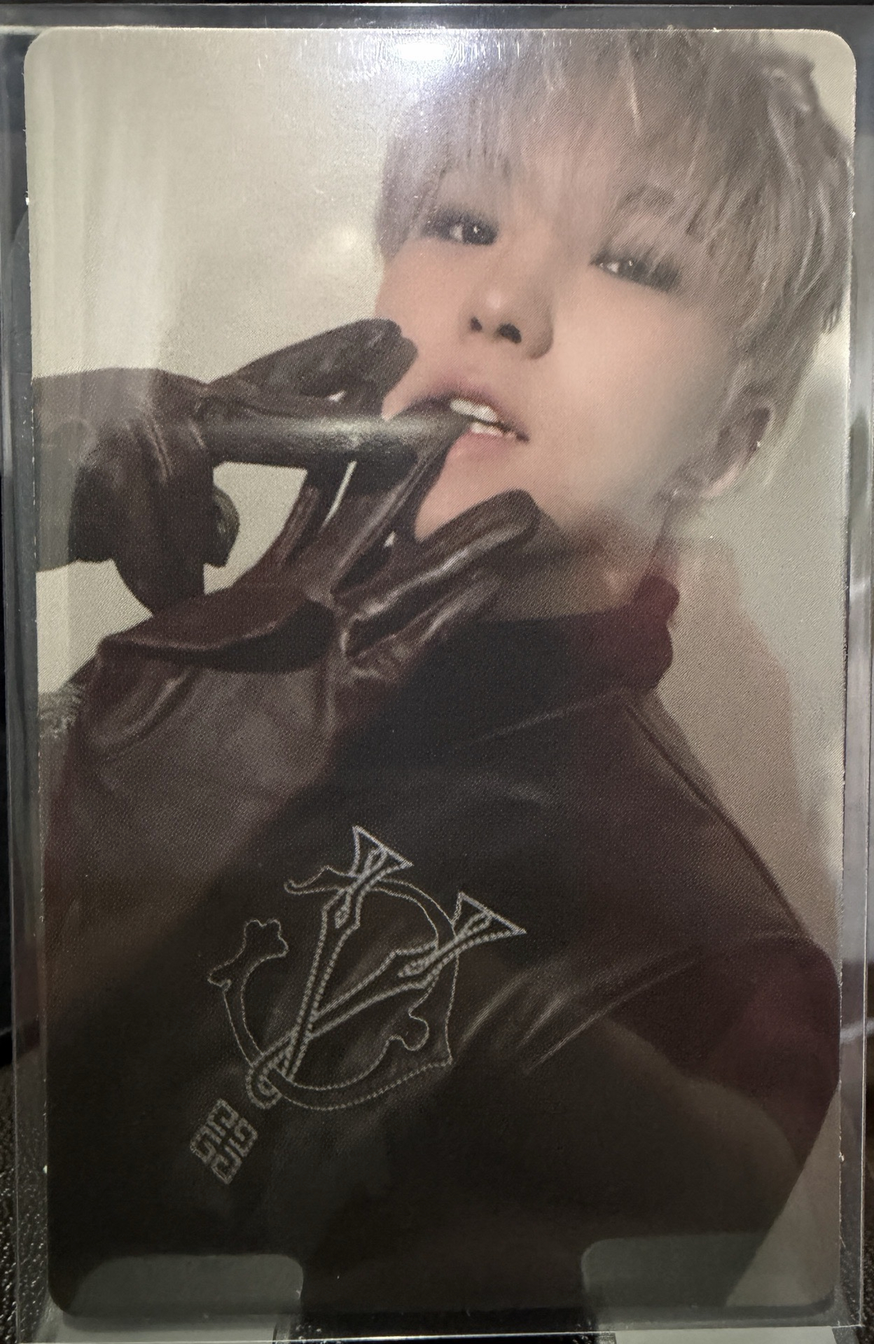 榮🐹迷11 WVS LD 咬手套榮