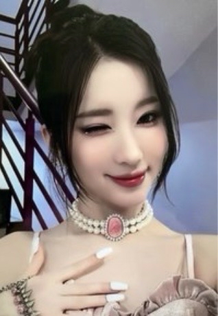 粉衣滿額角｜春日A賢