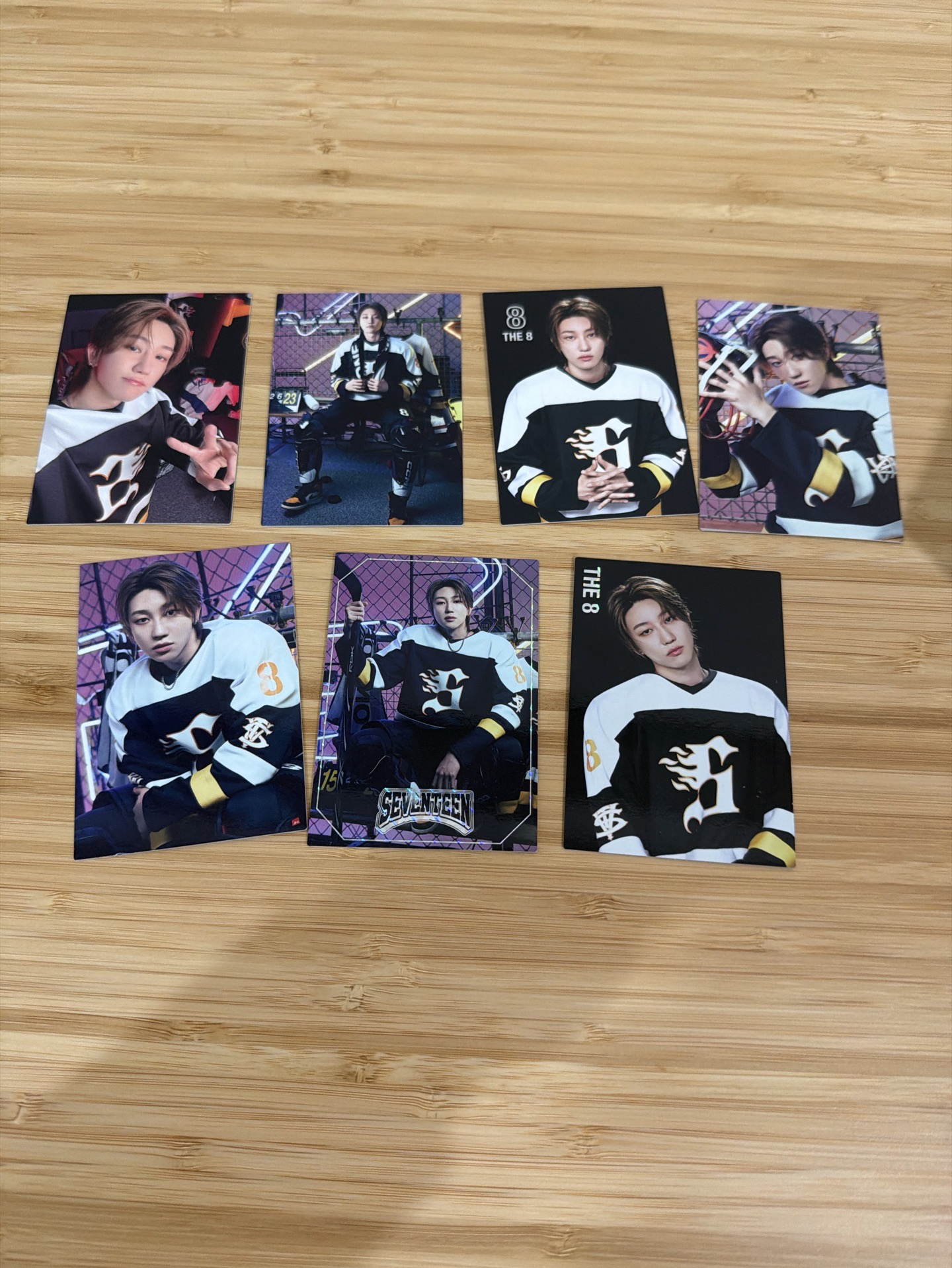 The 8 7張不拆（含自拍卡）