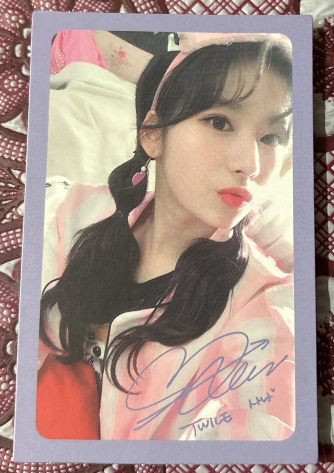 What is Love? 專輯卡 