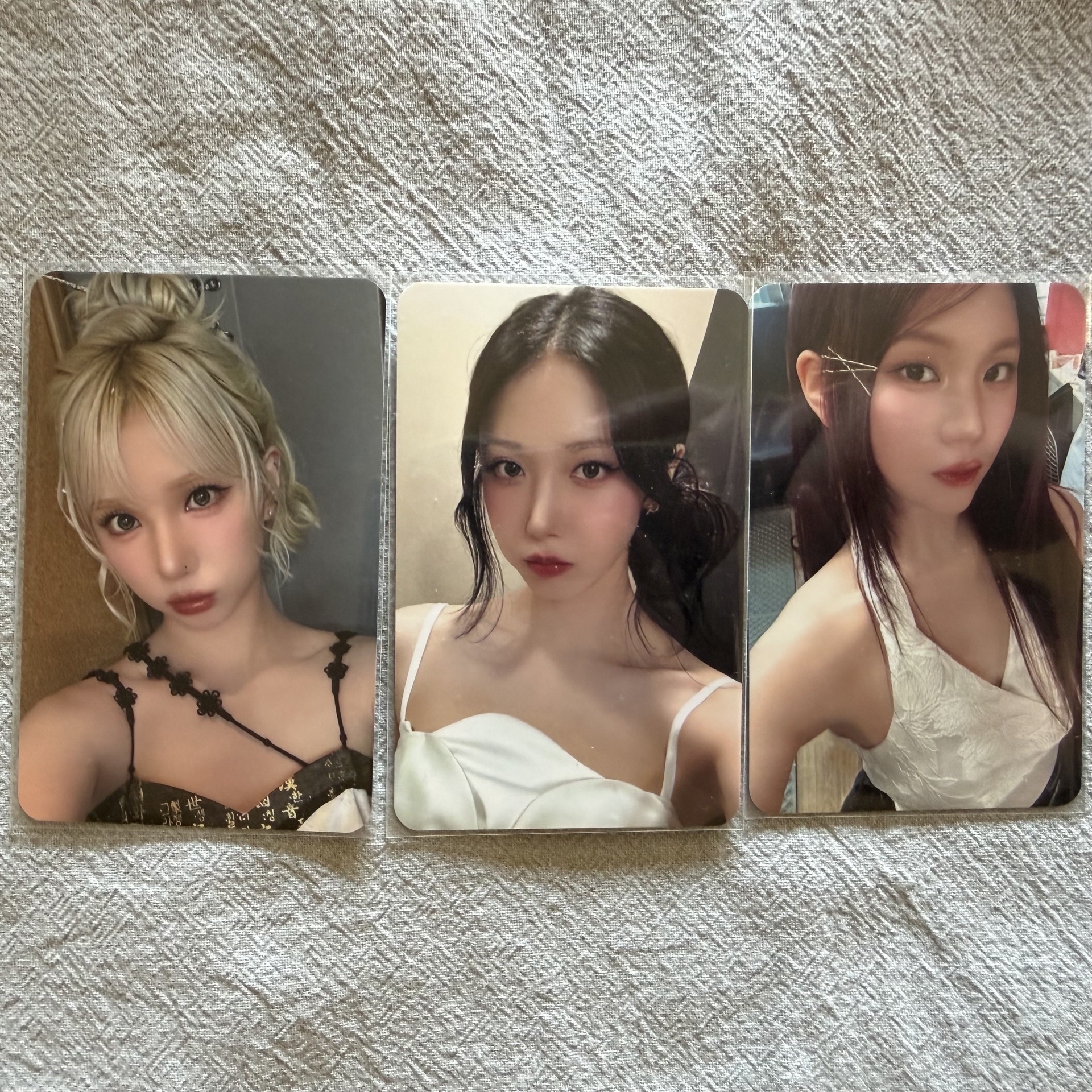 VIVIZ 正規一 makestar 韓服特典卡