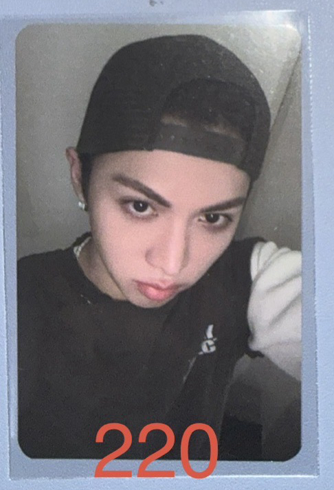 燦 快閃店迷彩褲小卡