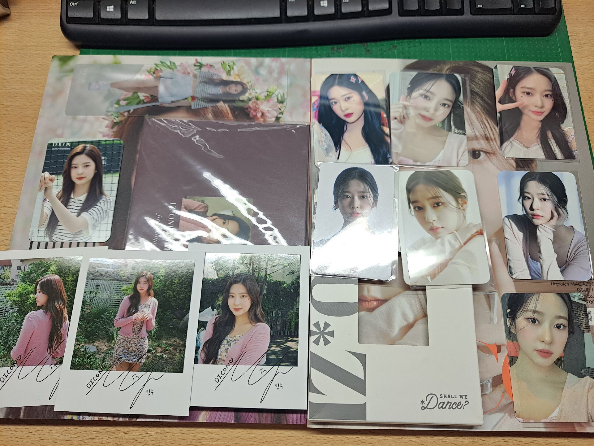 金珉周 DICON两版 配置如圖