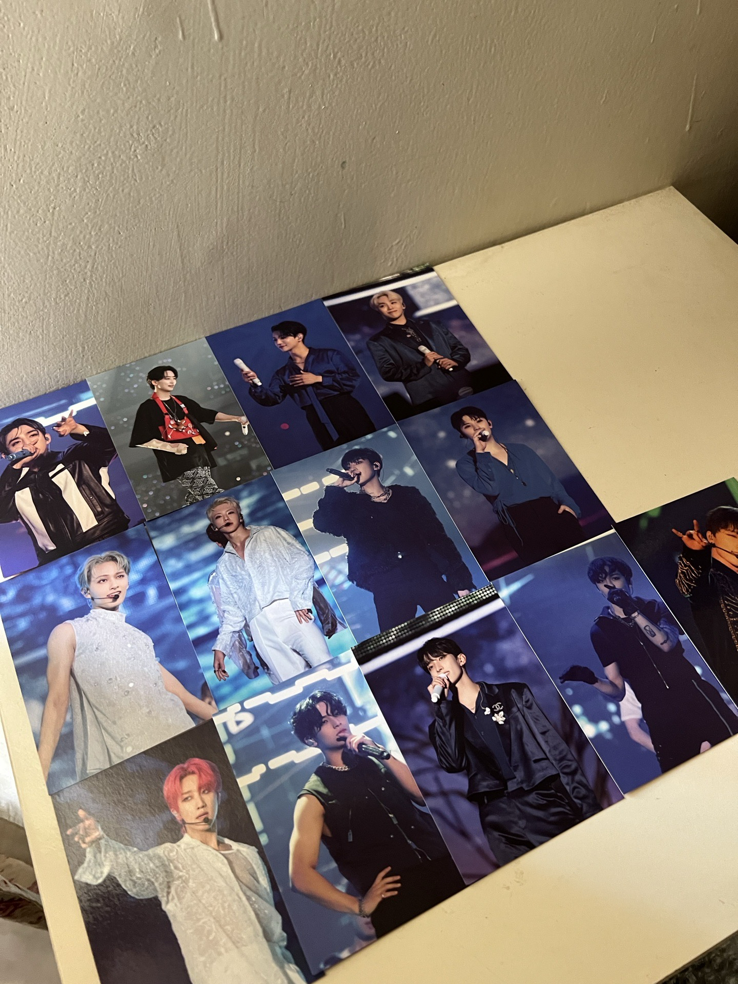 BE THE SUN全員特典明信片