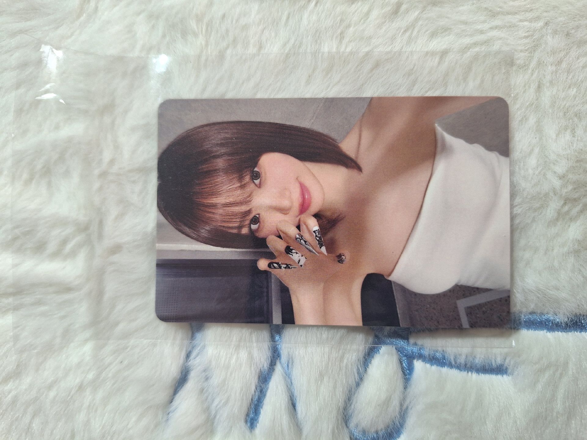 Hot 環球 幸運卡 1.0 Kim Chaewon