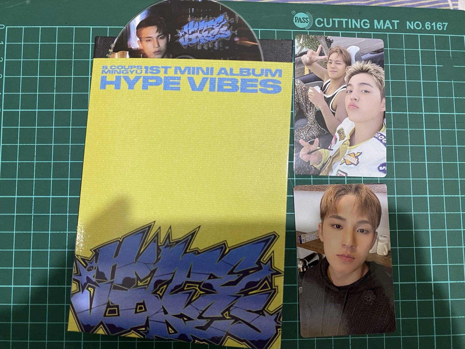 CxM ‘𝙃𝙔𝙋𝙀 𝙑𝙄𝘽𝙀𝙎’ 專輯卡 COMBI ver