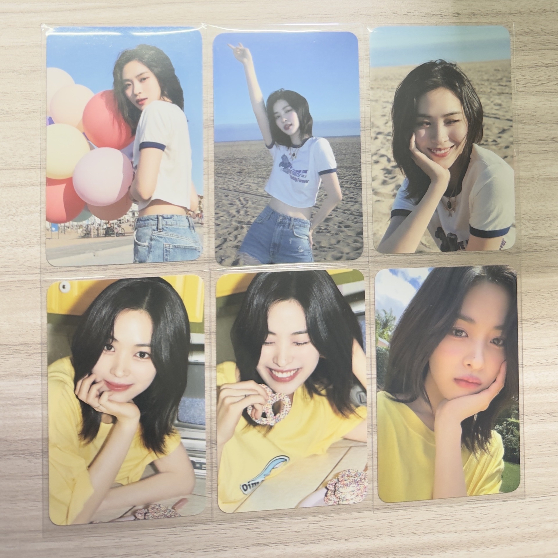 2024年曆隨機卡留真