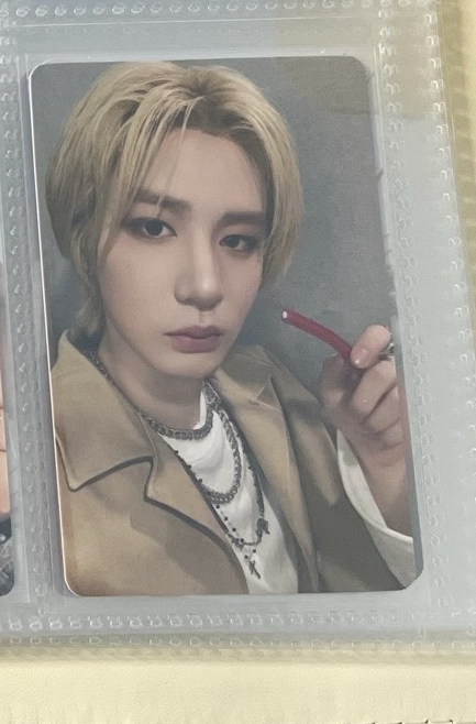 李涵19.99 yzy 4.0 簽售卡 中背