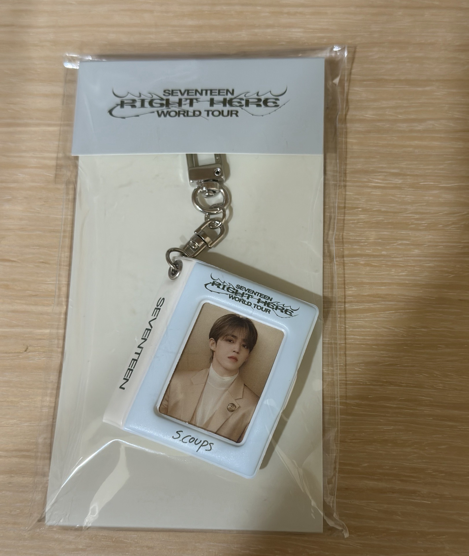 SEVENTEEN RIGHT HERE證件照小卡冊吊飾 崔勝哲S.COUPS