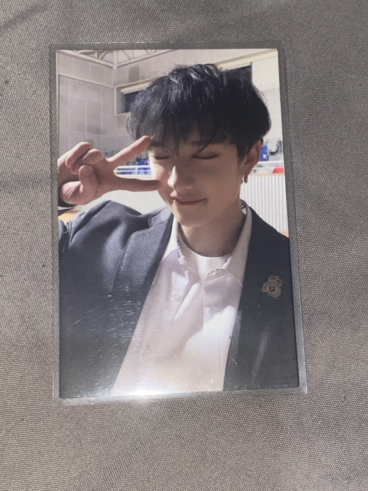 SKZ 校服燦（需多帶）