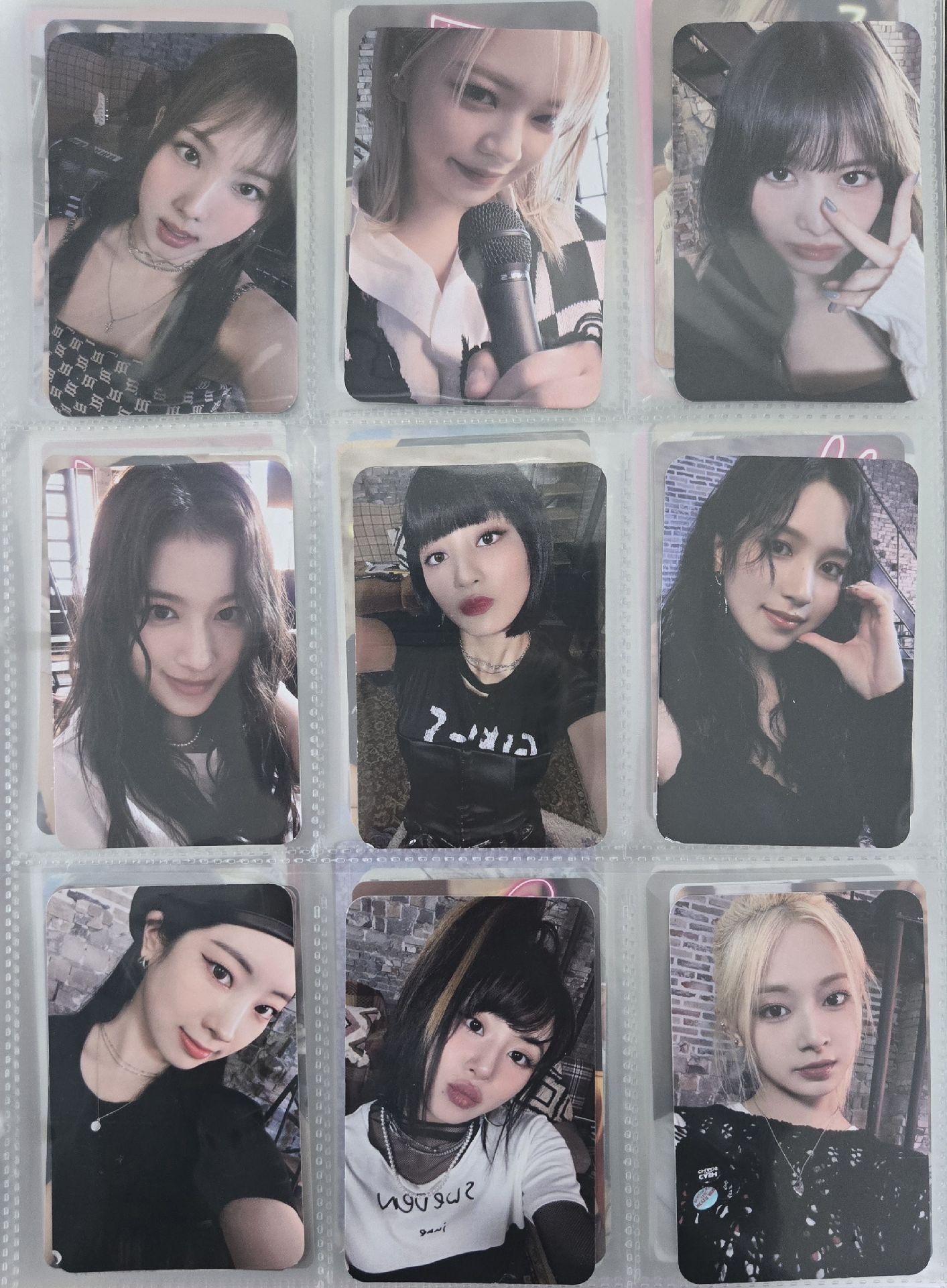 2023年曆JYP通路特典卡