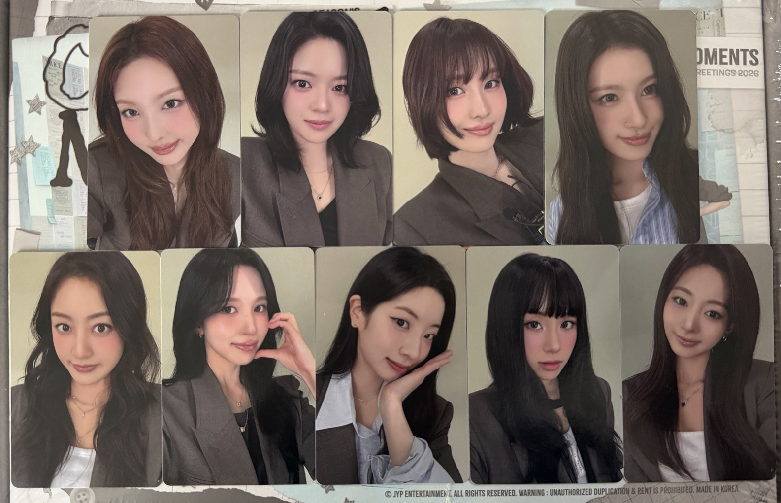 TWICE 2026日本年曆 固配小卡