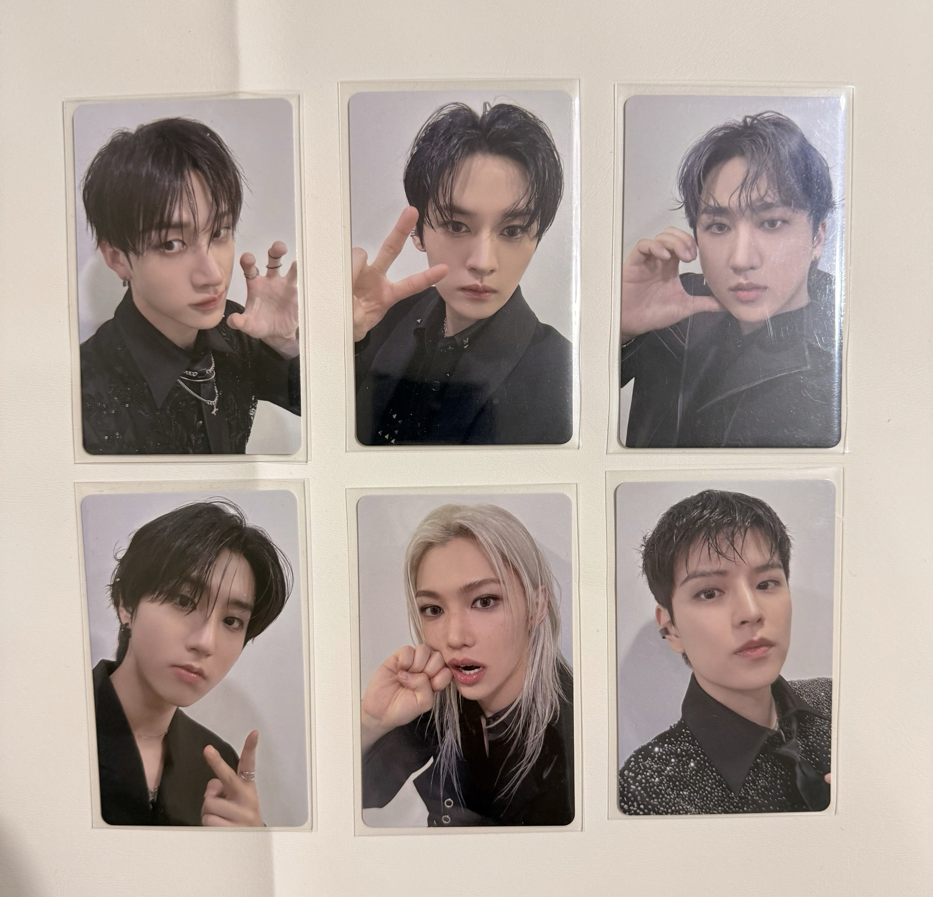 世巡日週滿額卡