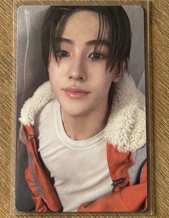 yzy 6.0幸運卡 玹 現貨秒出 