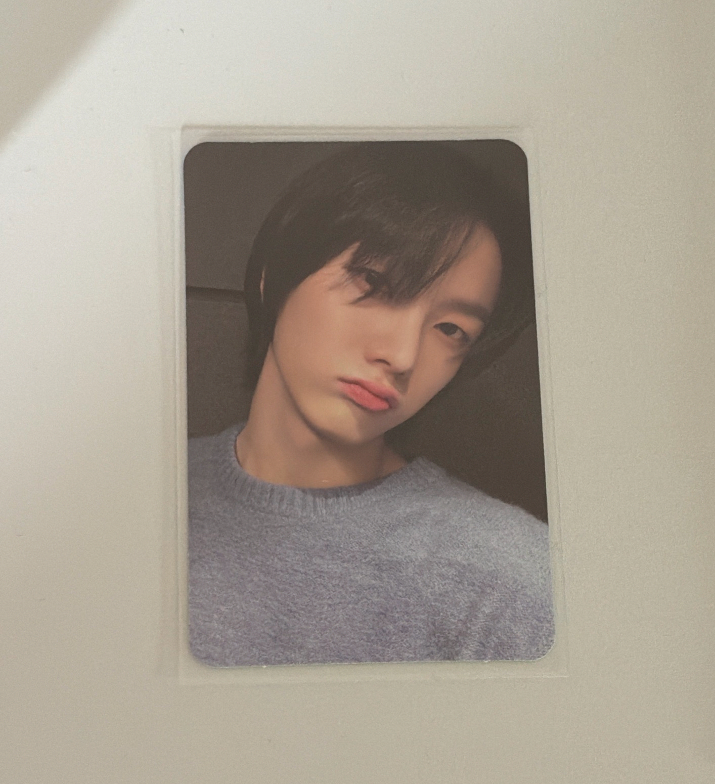 朴成淏藍色毛衣超好看