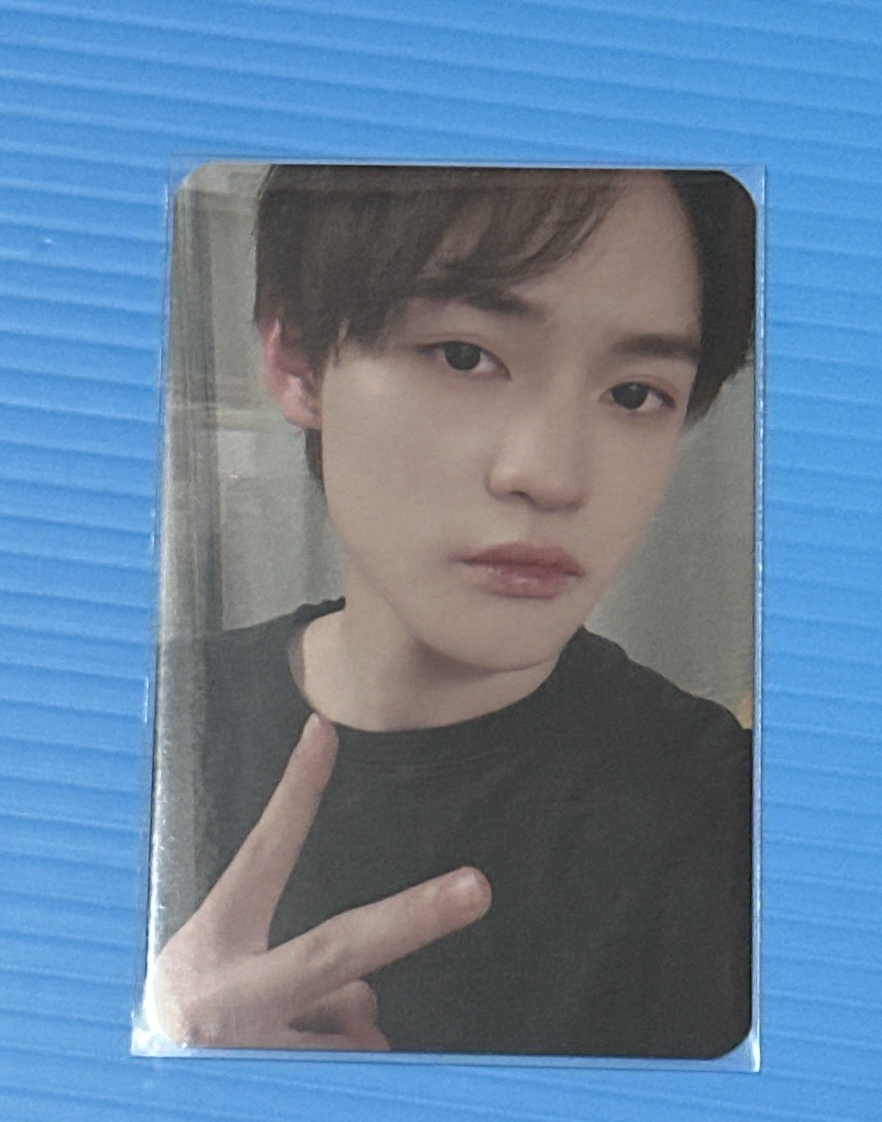 辰樂中背台灣簽售卡