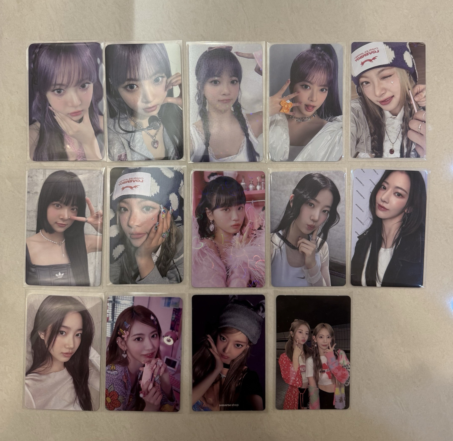 LE SSERAFIM 多紫髮採