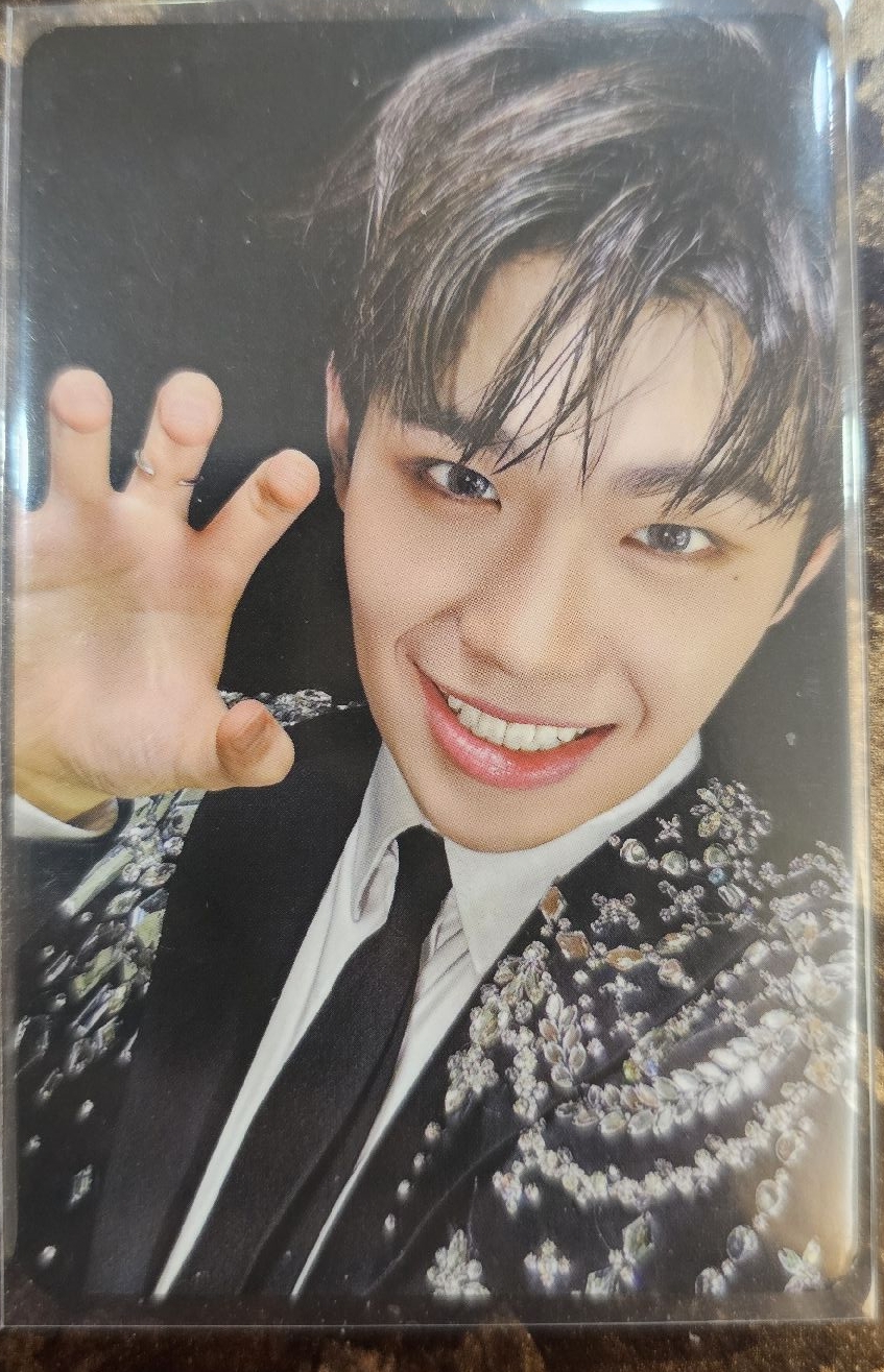 ZB1 世巡TW 隨機卡 ver.A 泰來