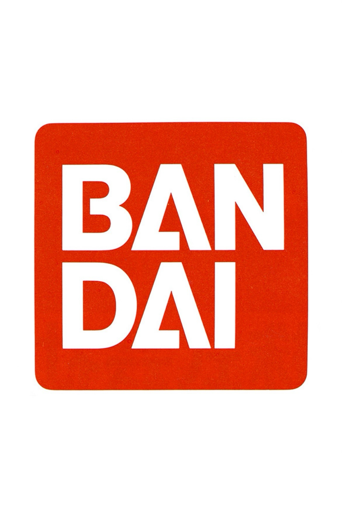 LE SSERAFIM x BANDAI