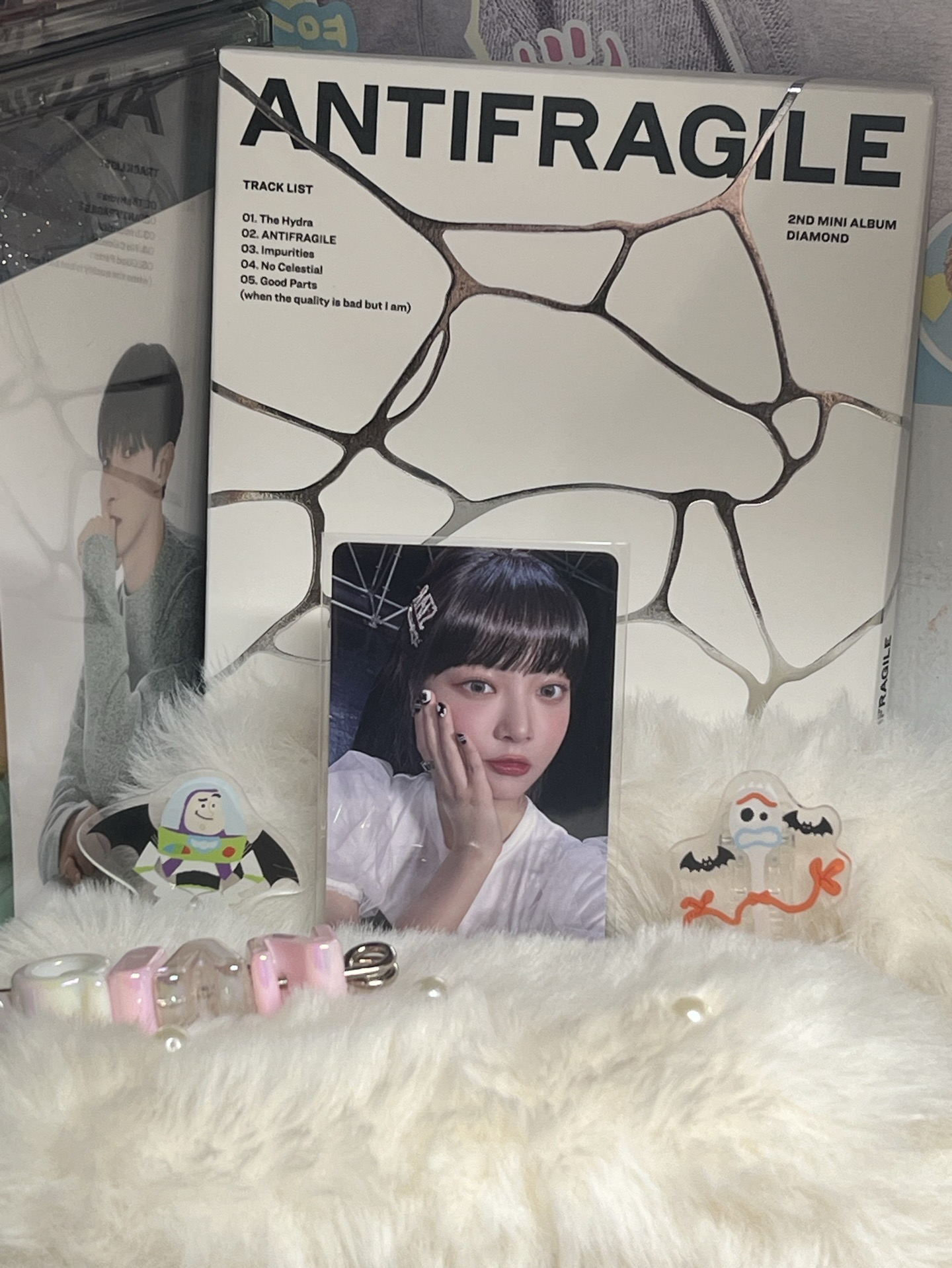 LESSERAFIM 恩採小卡