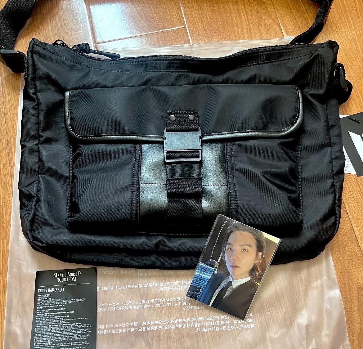 D-Day 斜挎包含小卡