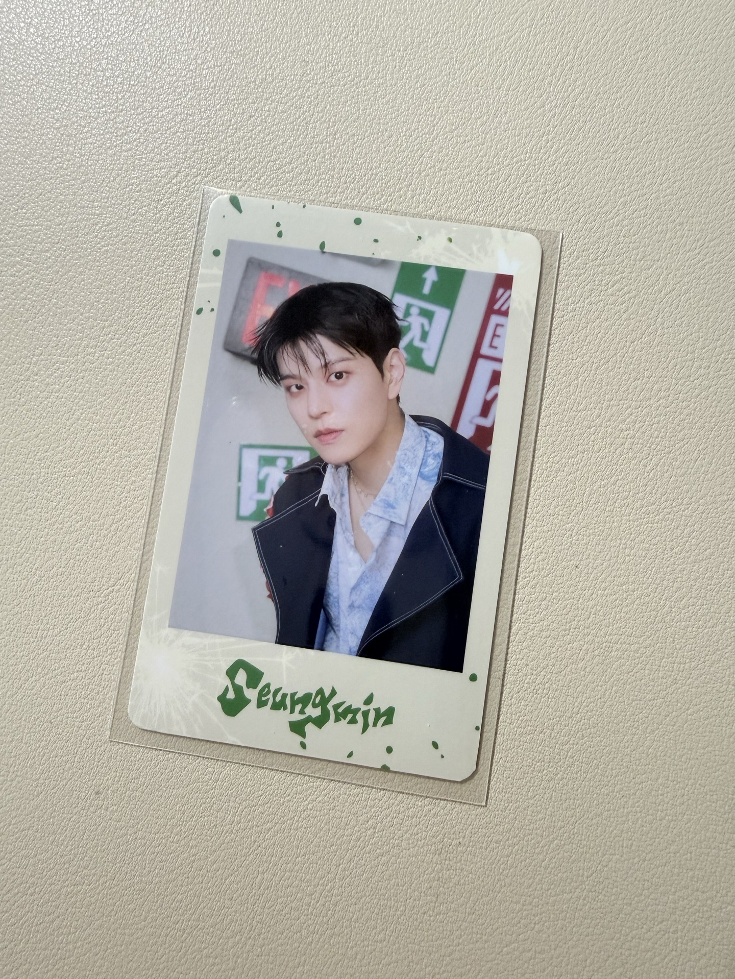 金昇玟 Hollow 日周 周邊卡