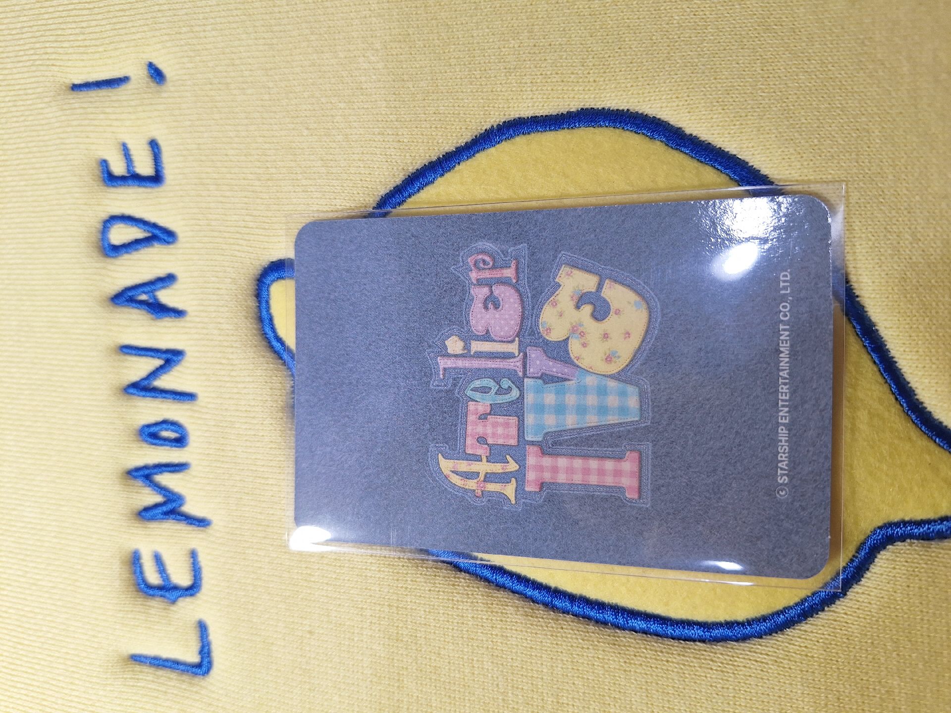 IVE 2026 年曆特典 秋天