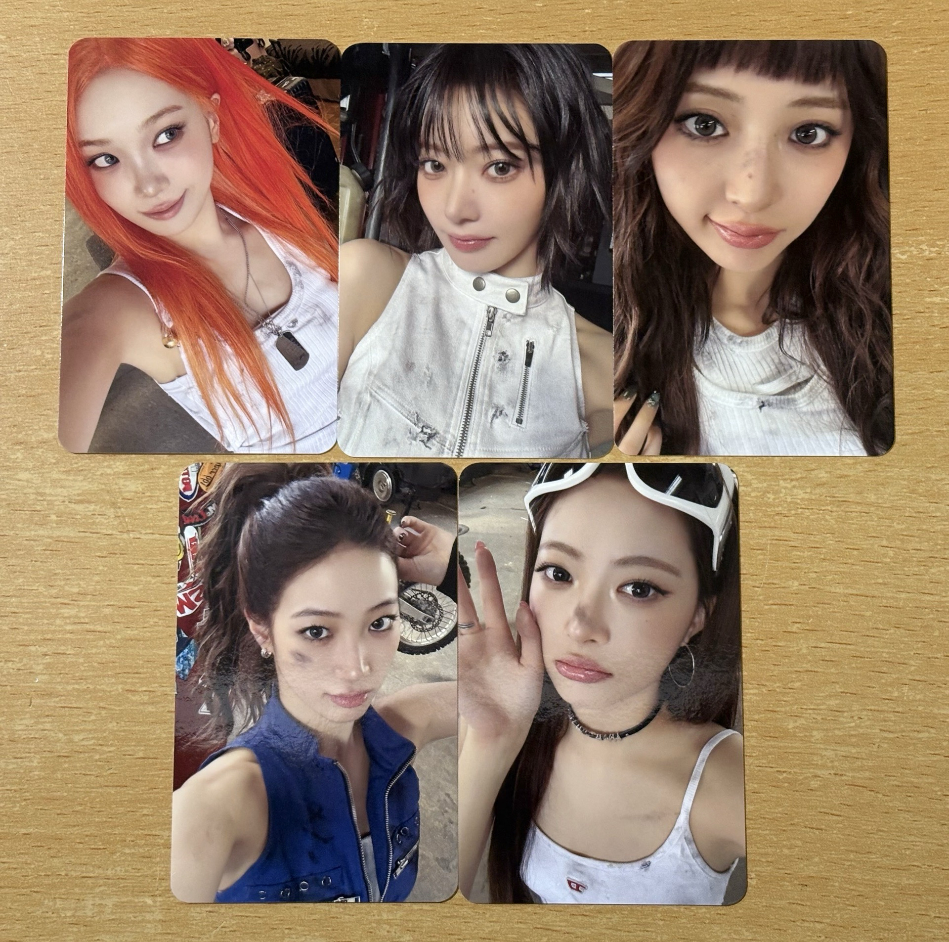 LE SSERAFIM SPAGHETTI 采源 櫻花 允真 一葉 恩採 Makestar MS 2.0 特典 小卡