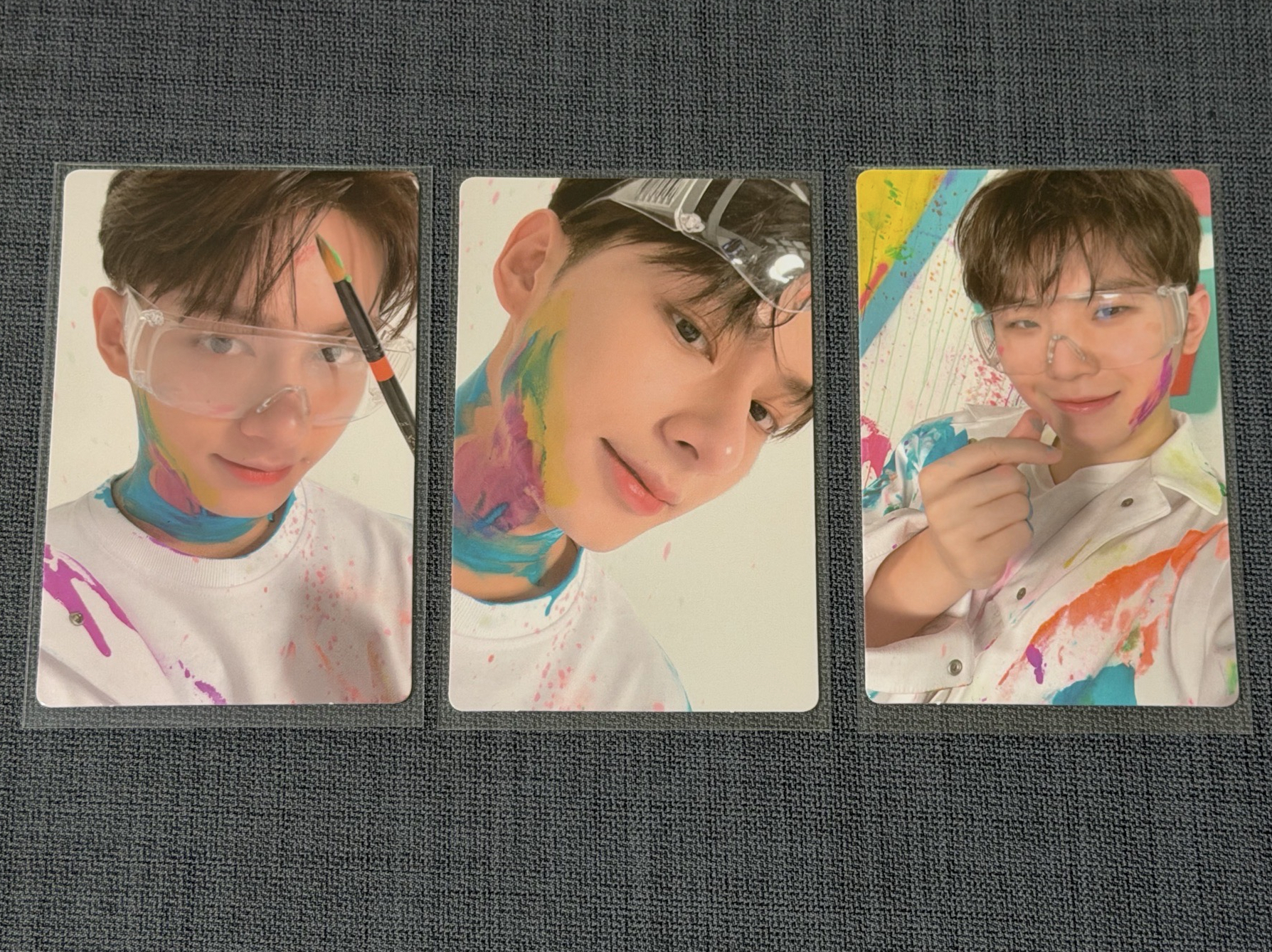 Seventeen Face the Sun油彩盤專卡