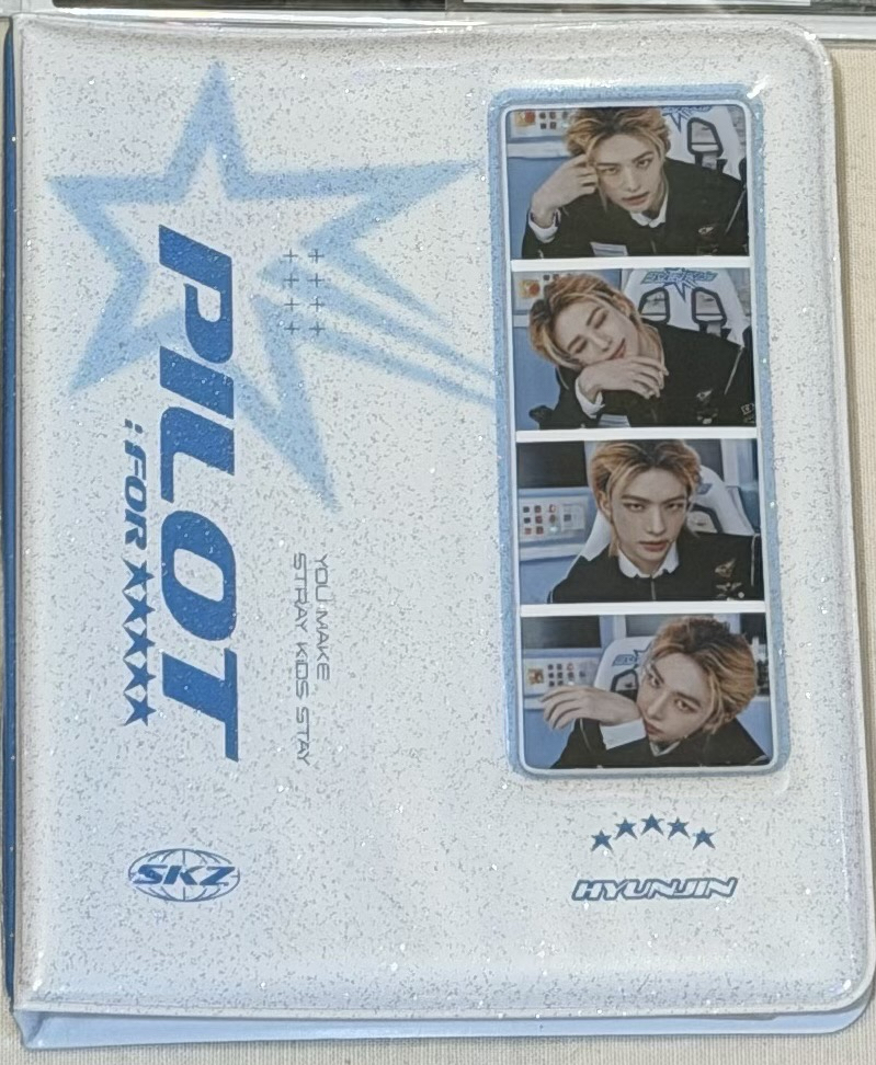 Hyunjin 3rd FM卡冊