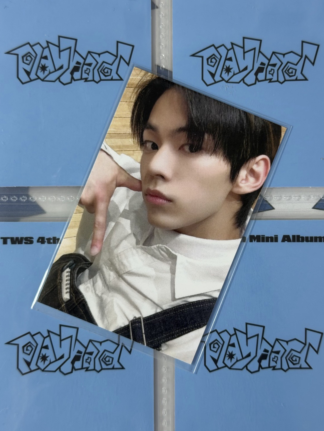 道勳 出道二週打歌卡 背帶褲