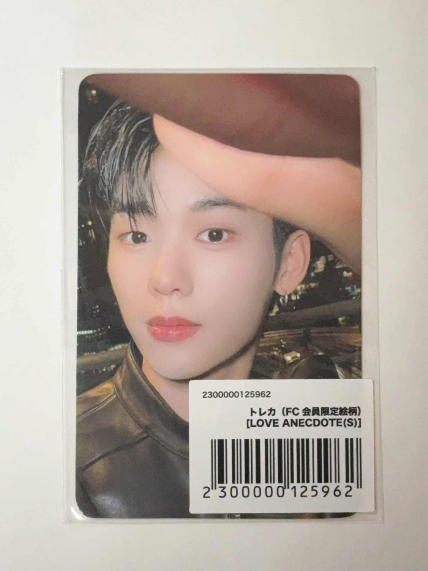 EVNNE迷五單封日本通路特典 李政縣摸頭