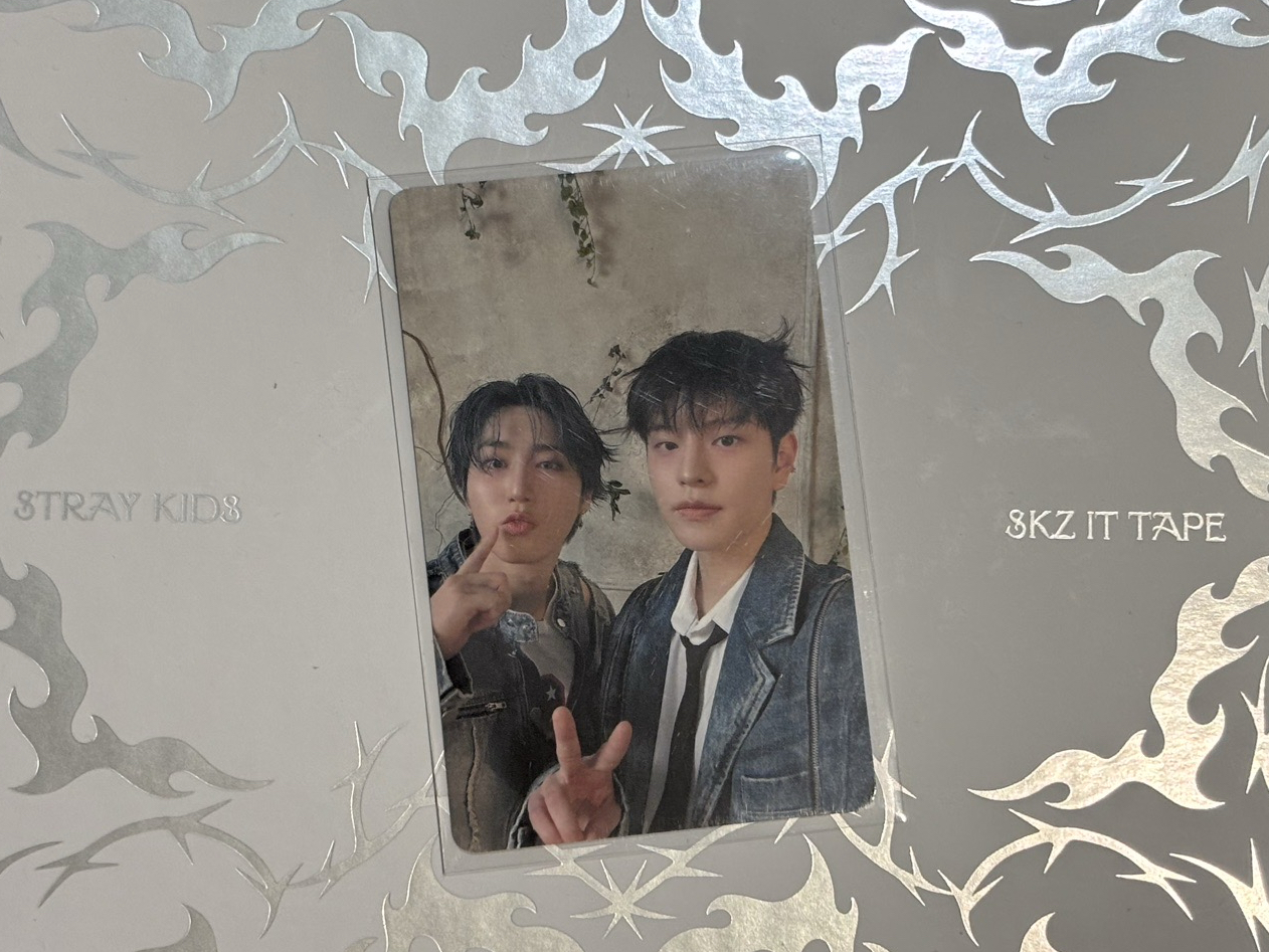 HOLLOW JYP特典 玟城