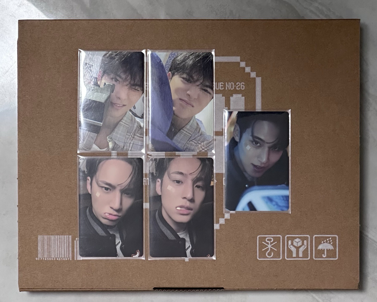 D社珉佑雜誌（所有配置都在！）