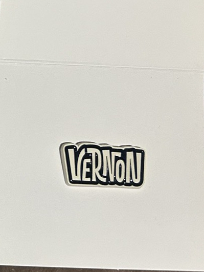 seventeen Vernon 日本fm holiday徽章