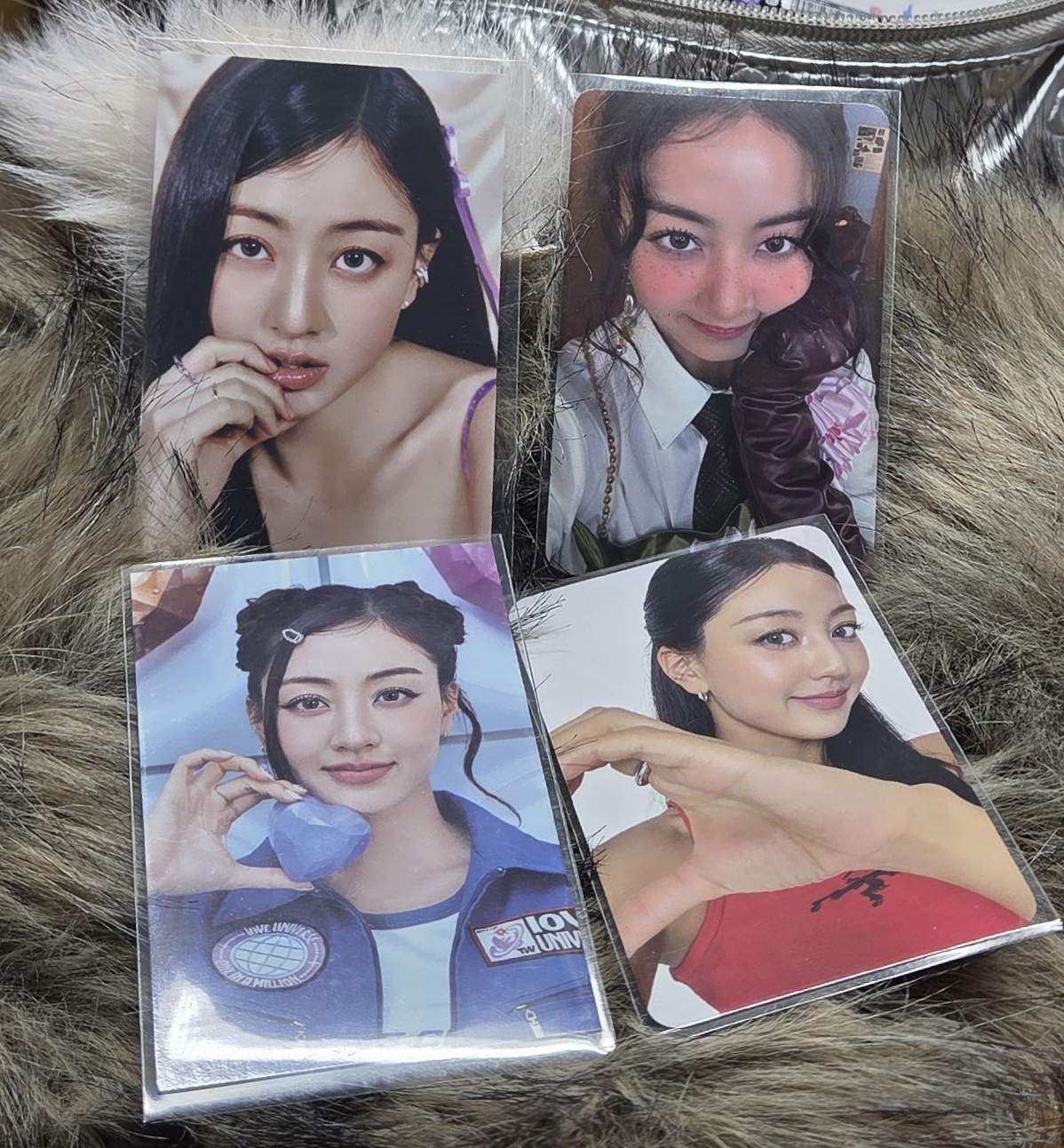 JIHYO志效小卡💛