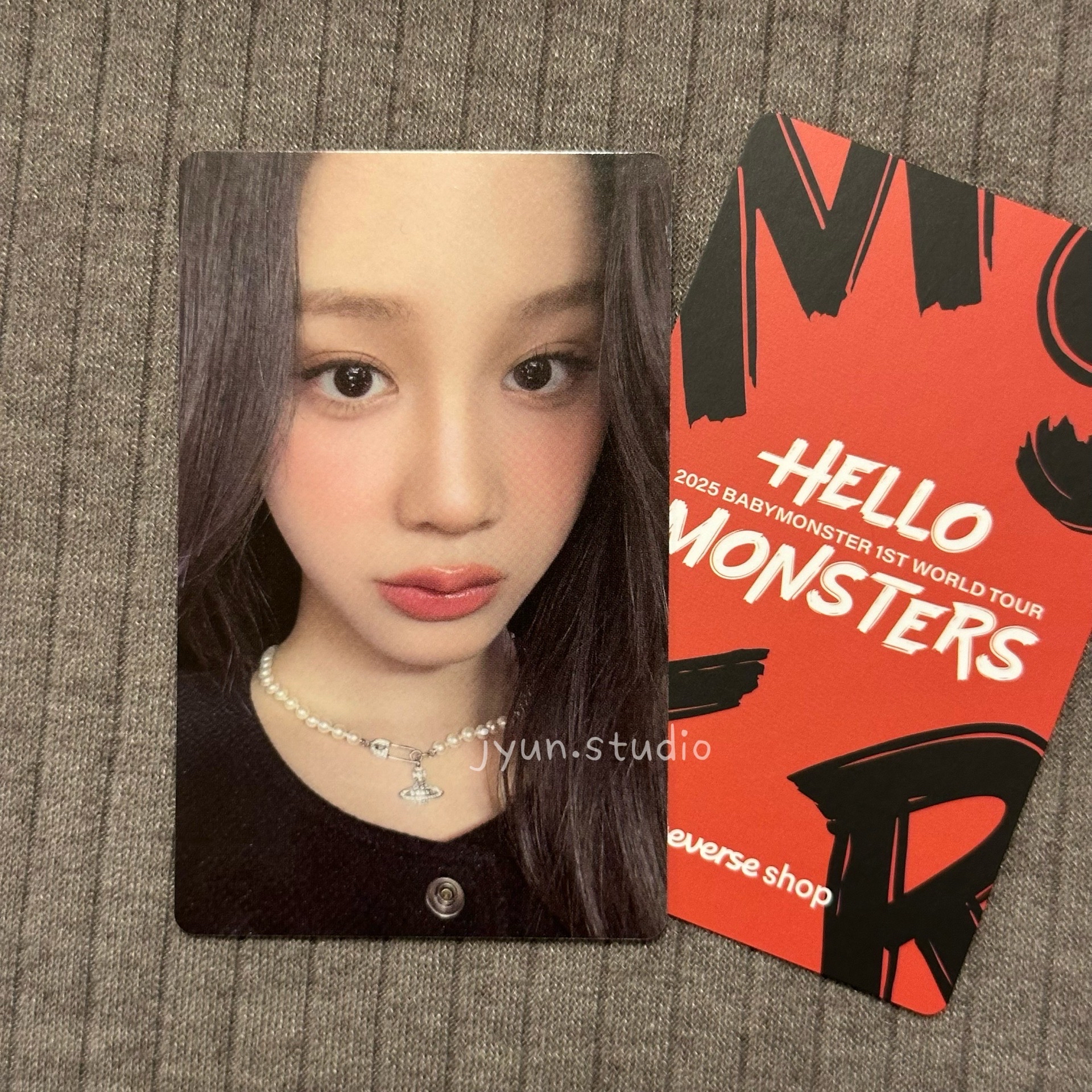 Pharita 塔 [首爾展位卡] ver. B