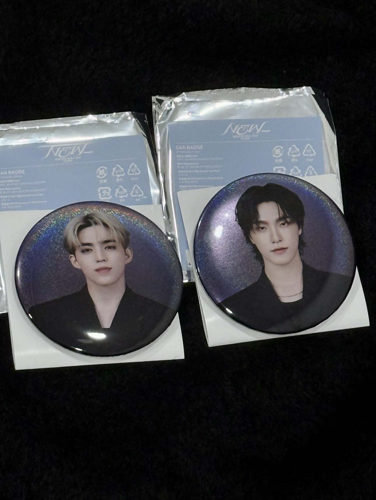 [NEW_]日巡徽章 哲燦不拆