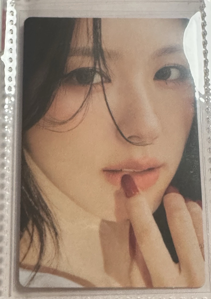 咬手指美麗小姐姐