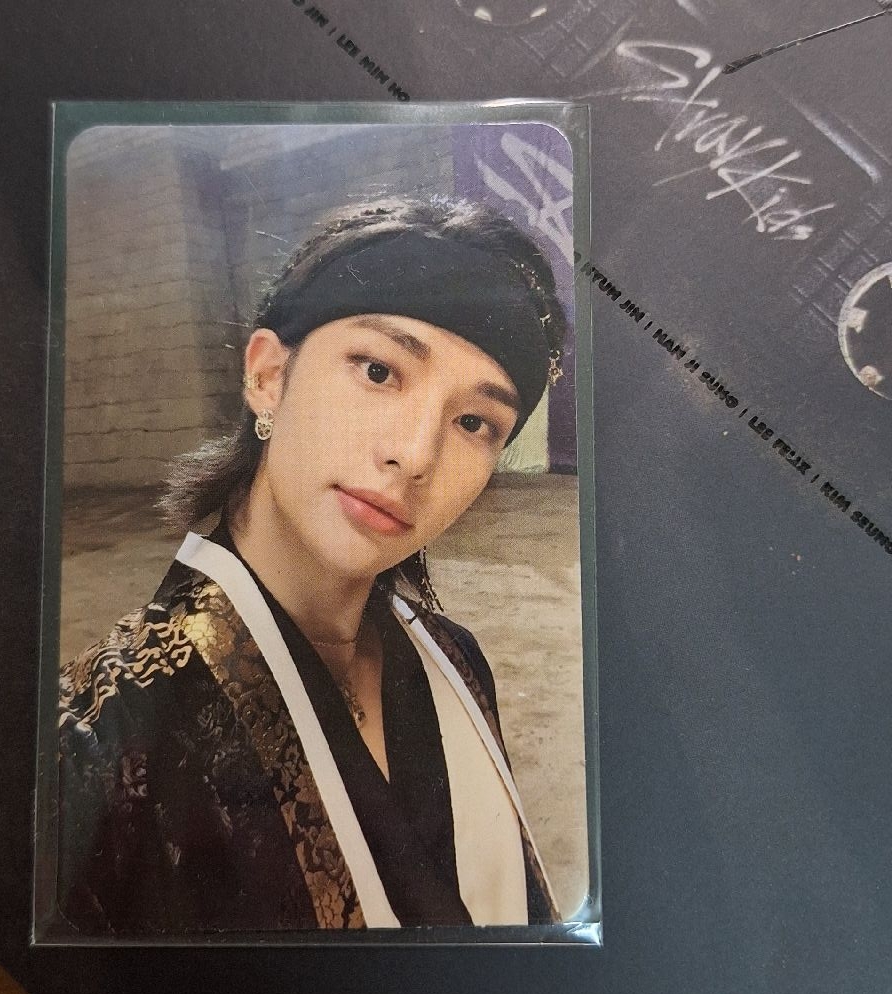 黃鉉辰 NOEASY 專卡