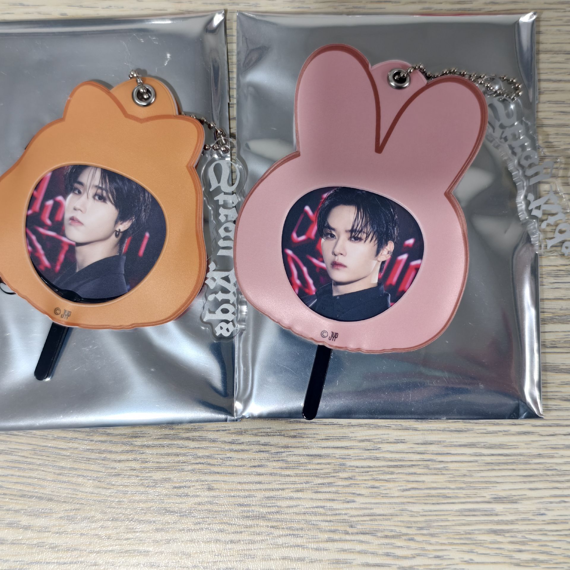 日周小扇子吊飾