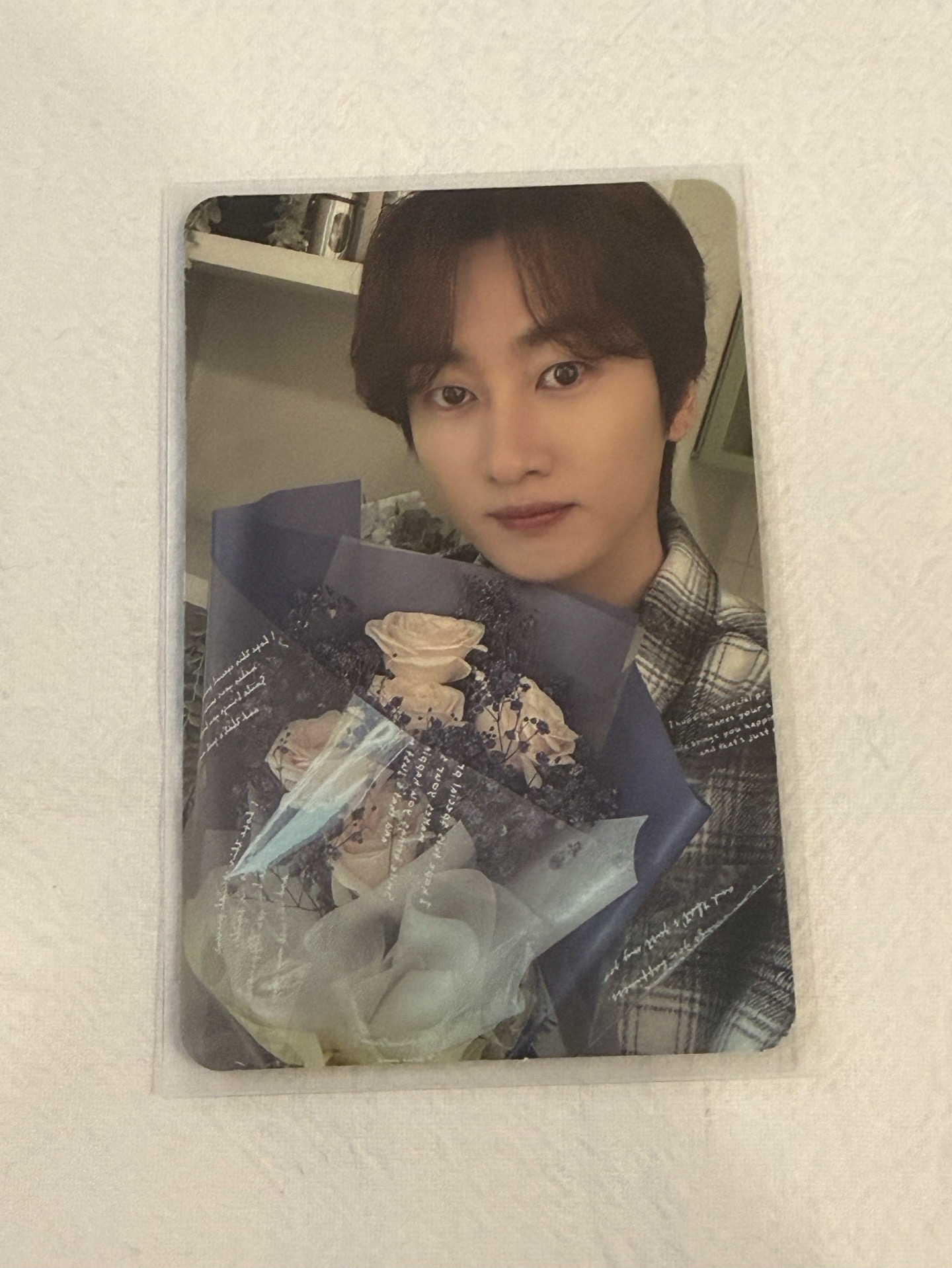 冬日裡舉著花問你要不要當他老婆的赫宰