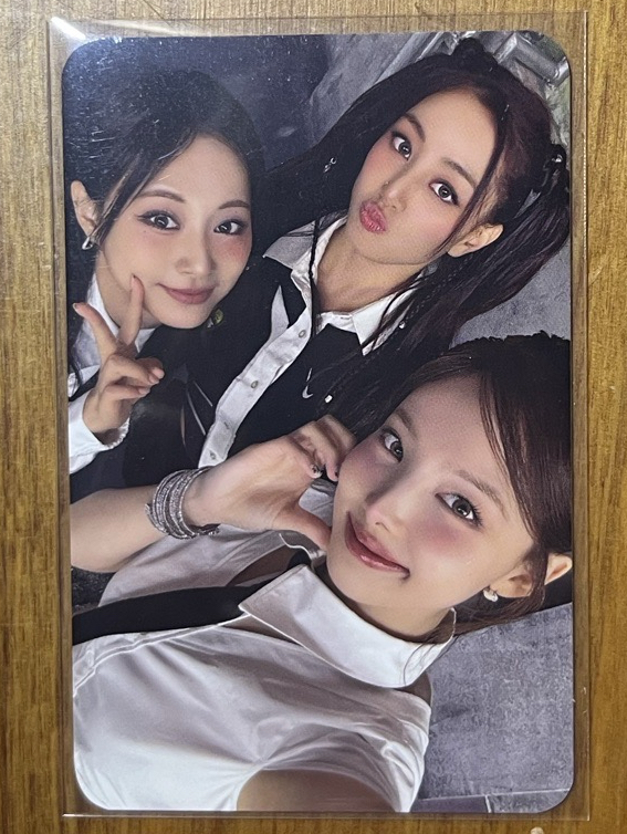 娜效子