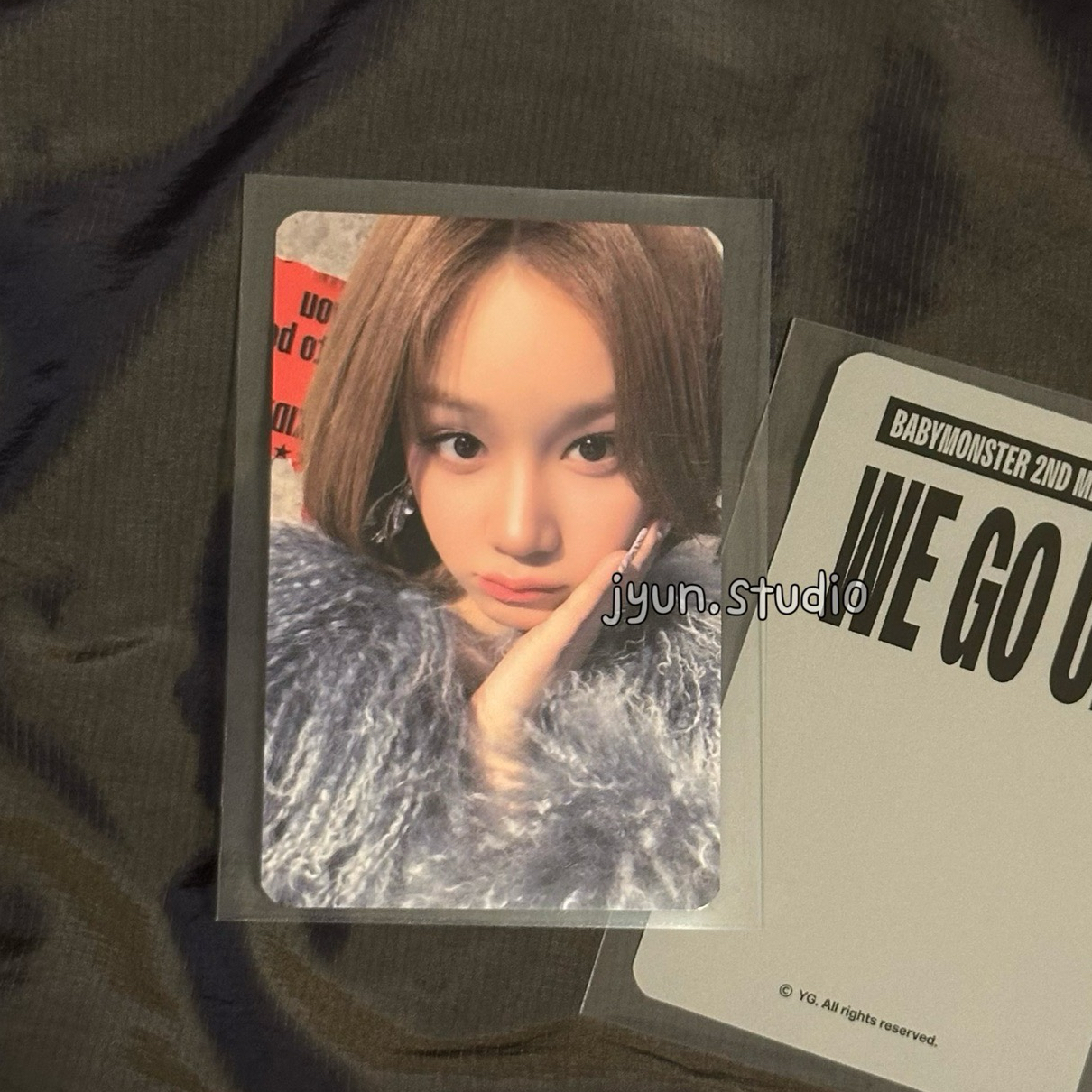 Pharita 塔 [周邊零錢包卡] WE GO UP